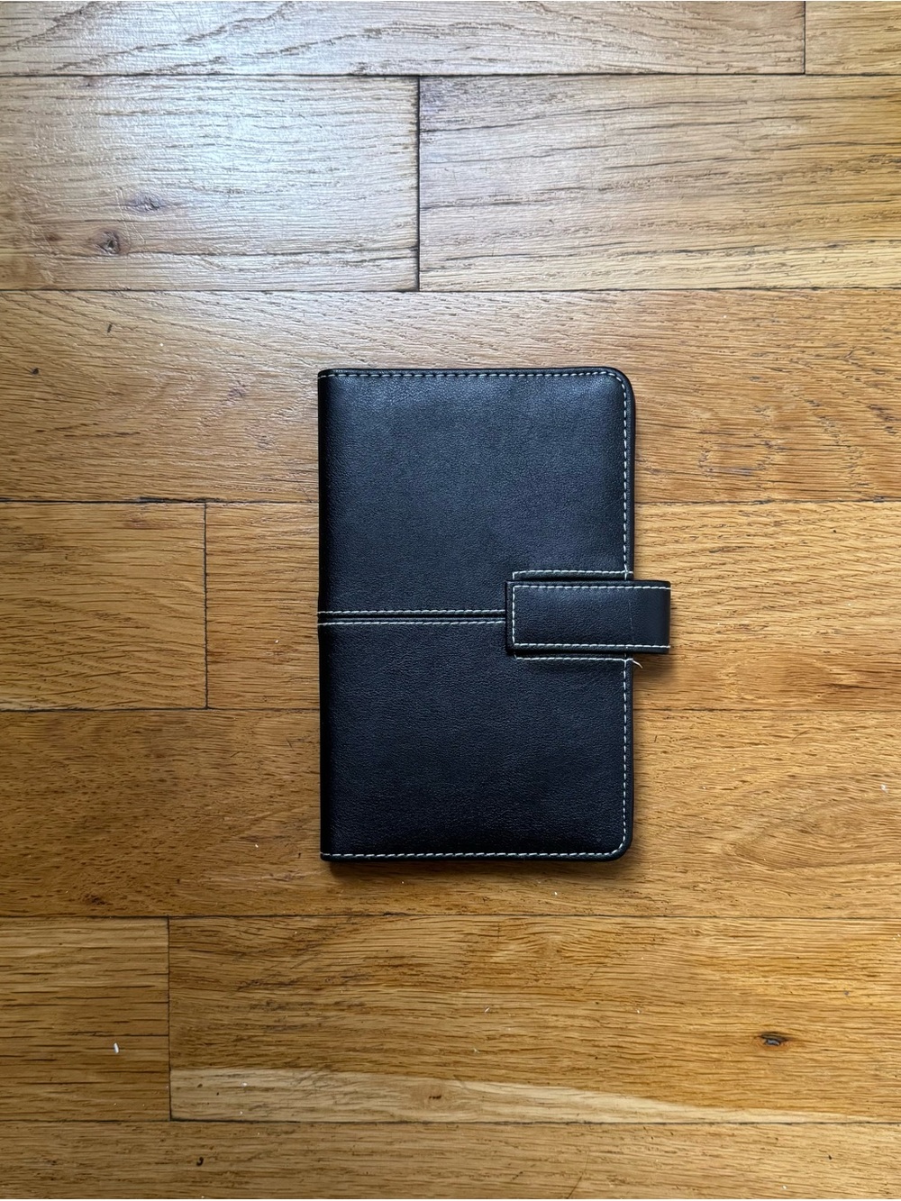 FedEx Kinko’s black faux leather cover business card holder